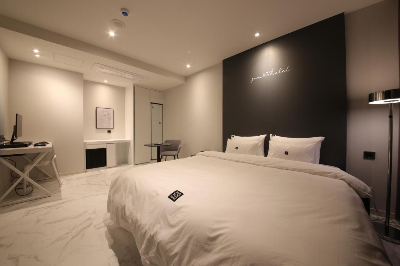 Zam101 Hotel 金海市 外观 照片