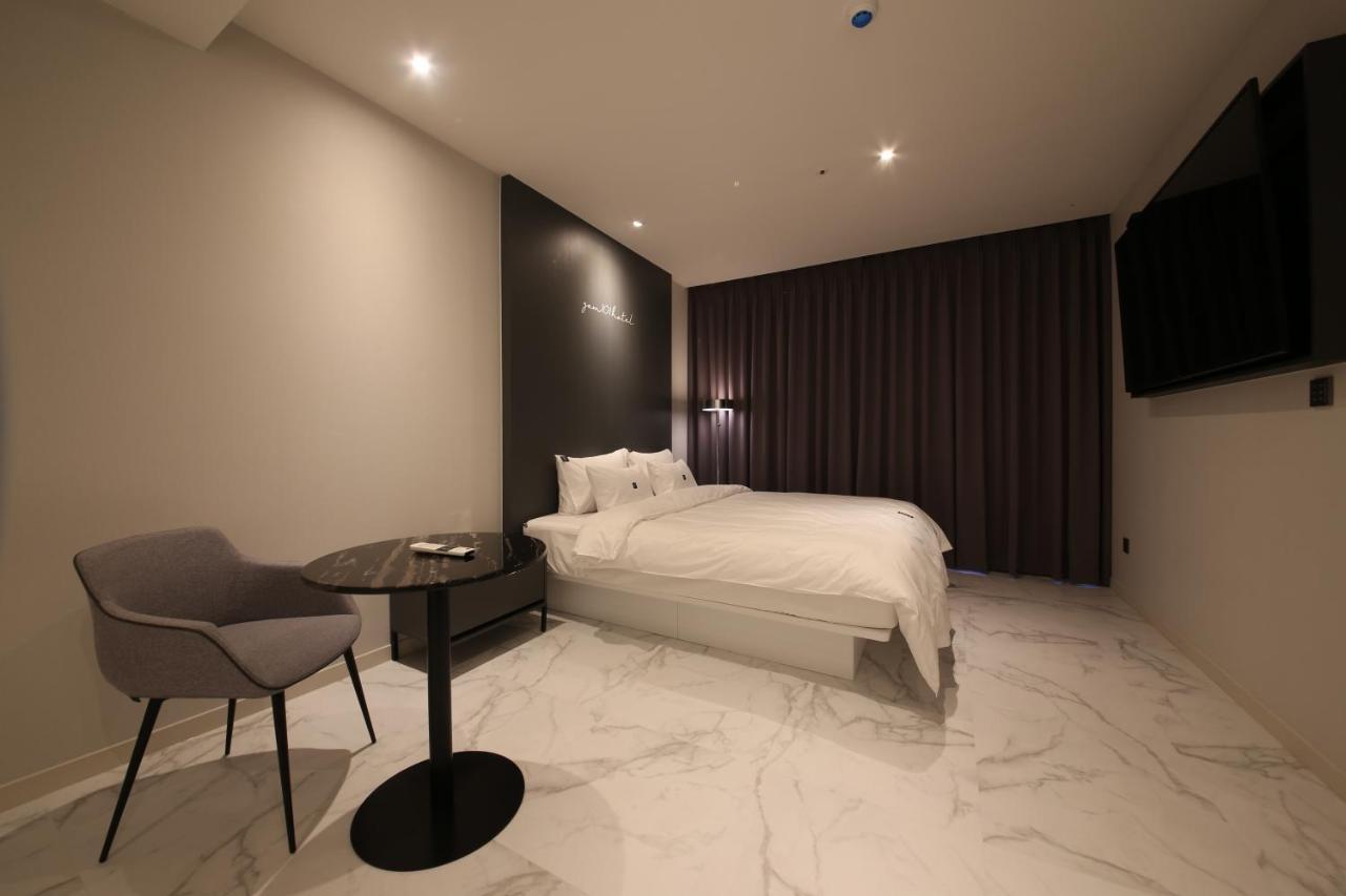Zam101 Hotel 金海市 外观 照片