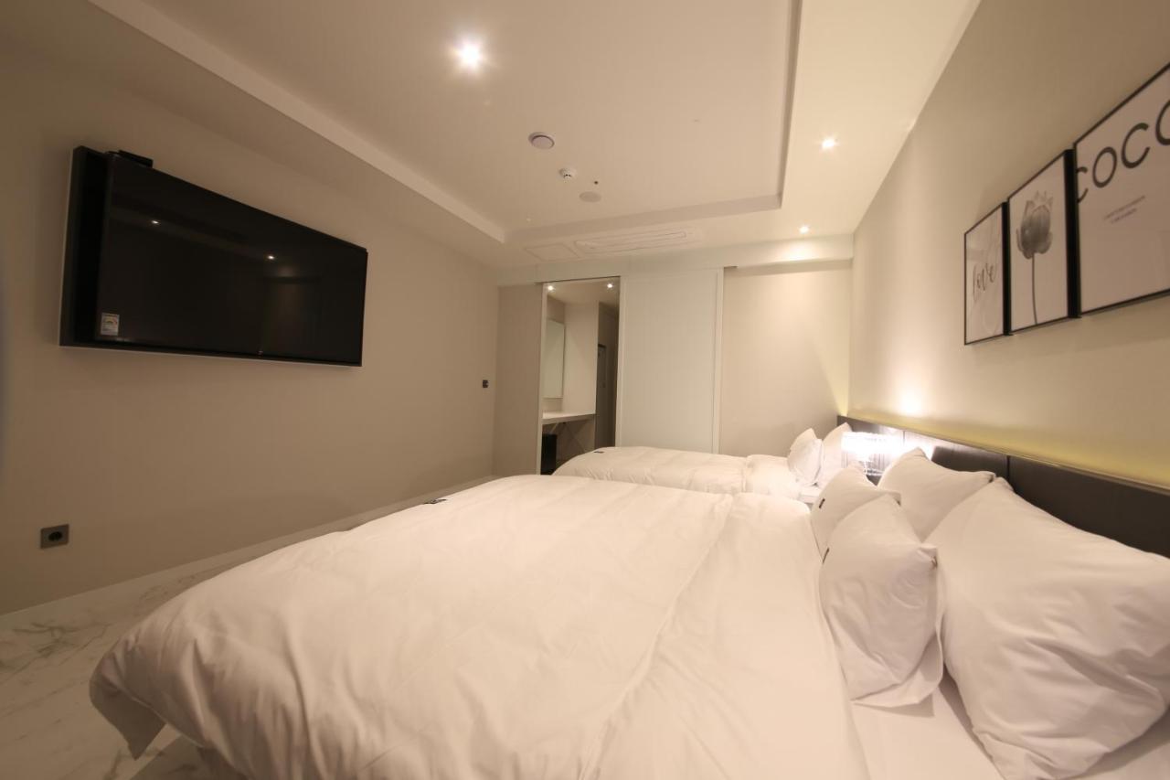 Zam101 Hotel 金海市 外观 照片