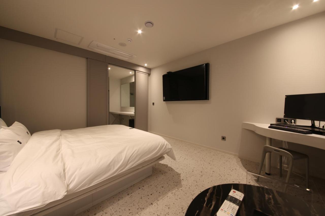 Zam101 Hotel 金海市 外观 照片