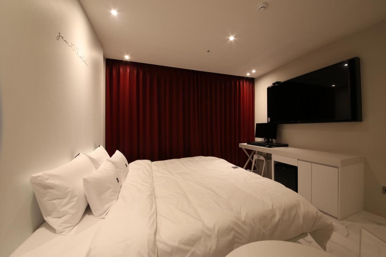 Zam101 Hotel 金海市 外观 照片