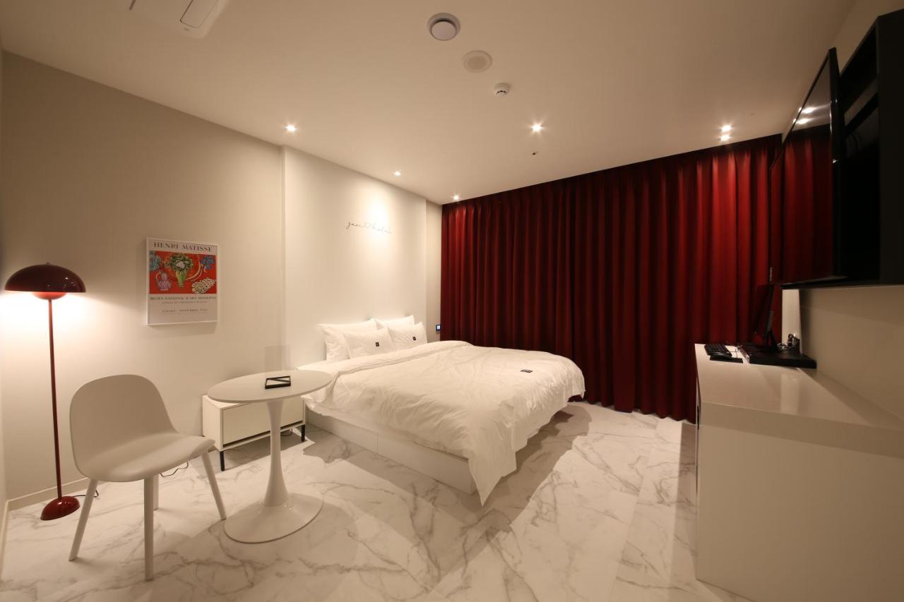 Zam101 Hotel 金海市 外观 照片