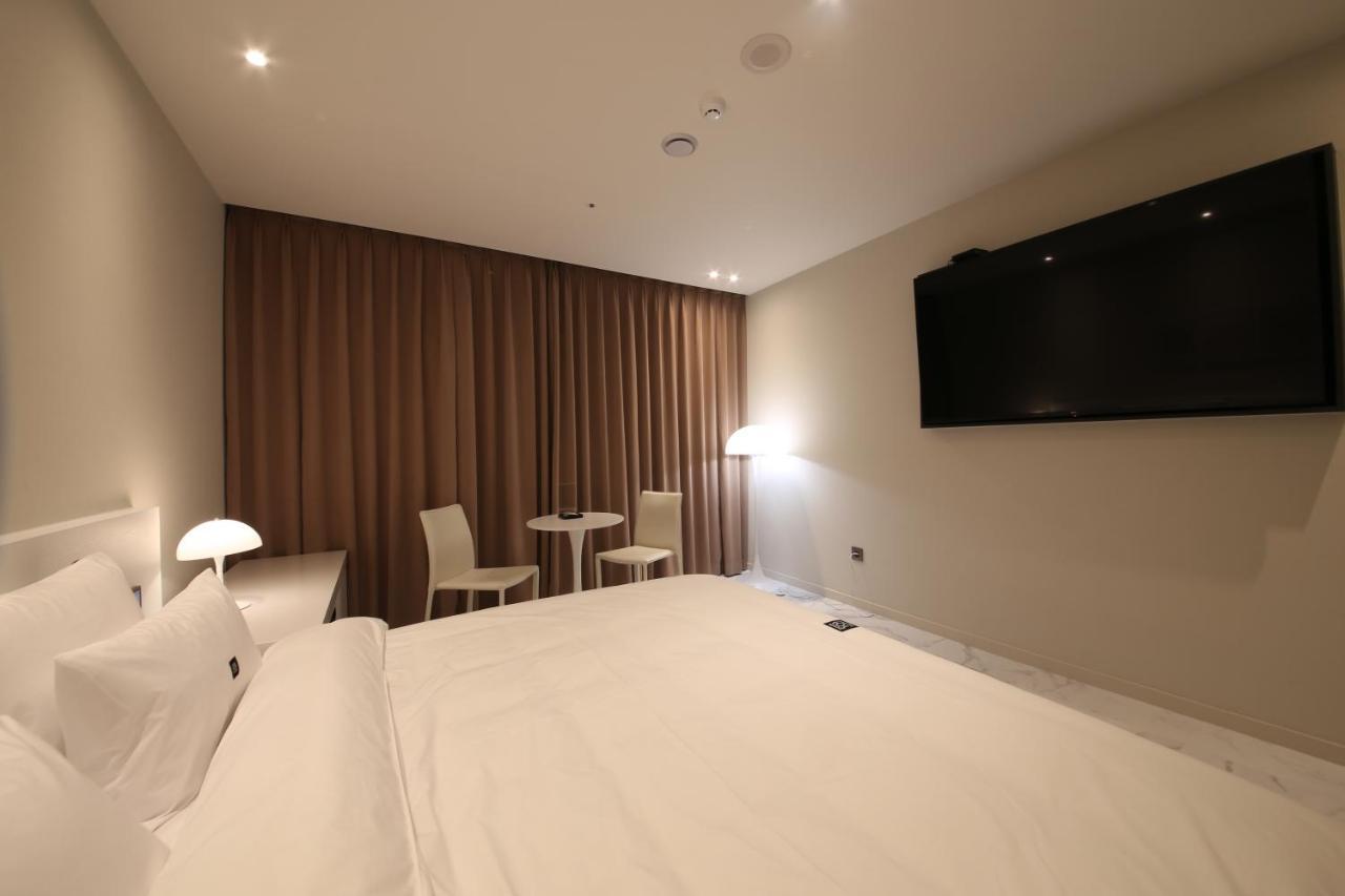 Zam101 Hotel 金海市 外观 照片