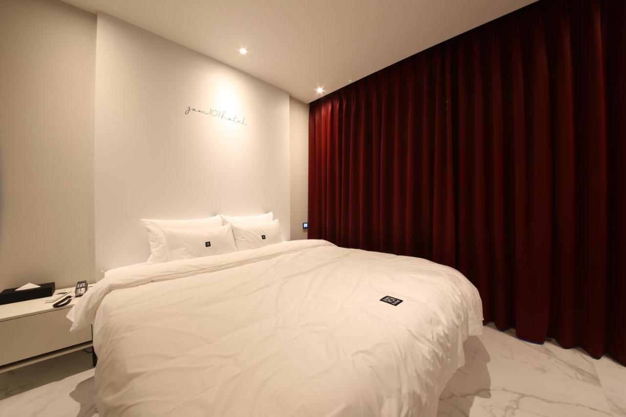 Zam101 Hotel 金海市 外观 照片